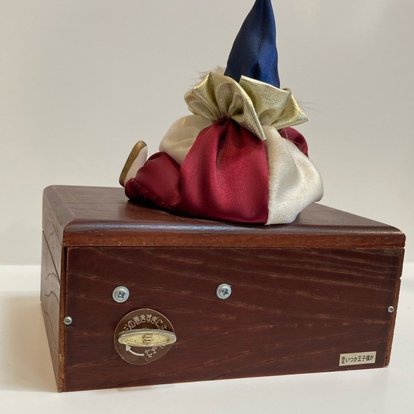 Vintage Japan Little Puff Motorized Musical Jewelry Box with Clown WORKS! - Picture 7 of 14